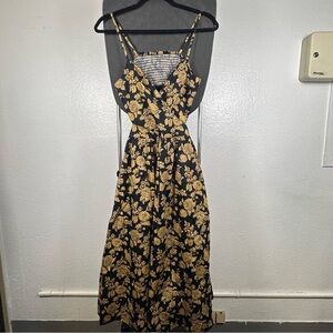 The Drop | Chic Black and Gold Floral Midi Dress‎
